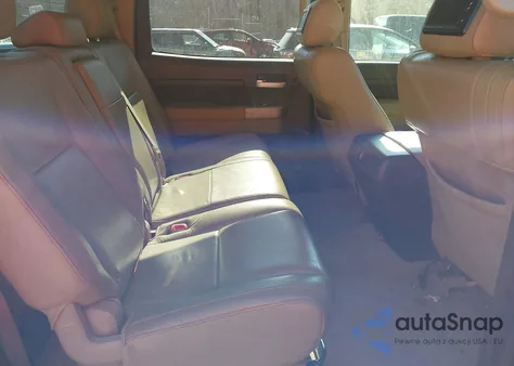 2008 Toyota Tundra Limited 5.7L V8 z USA, uszkodzony, nr VIN 5TFDV58178X039281